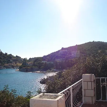 Tri Sestre Guest house