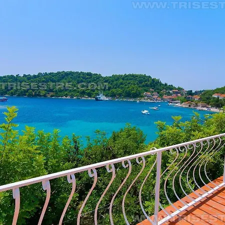 Tri Sestre Guest house