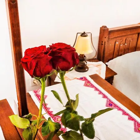 Tri Sestre Guest house 3*