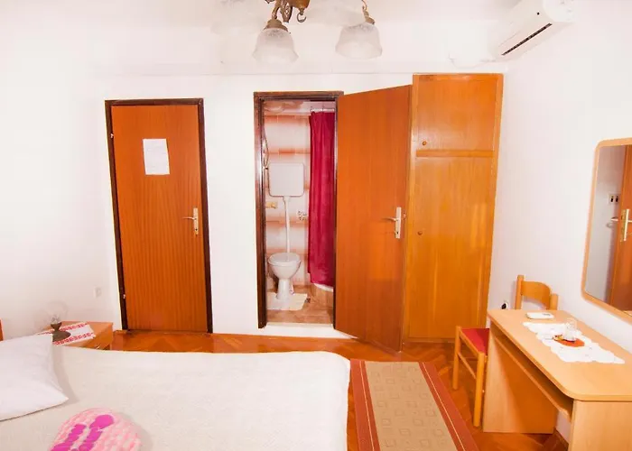 Tri Sestre Guest house 3*